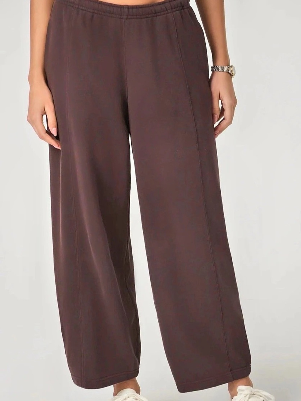 Vuori Sedona Barrel Crop Sweatpant Wide Leg Brown Large